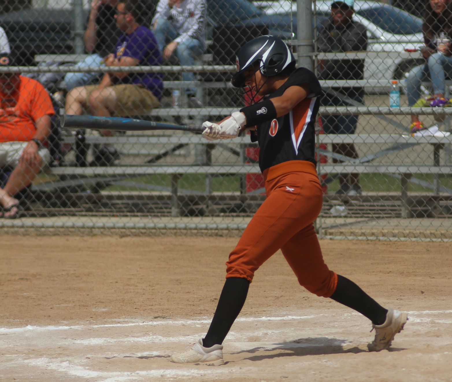 Selma wins Tulare Classic championship